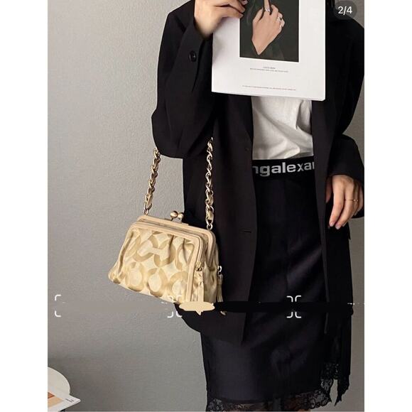 Coach Vintage Parker Op Art Shoulder Handbag No.13623 Signature C - Picture 4 of 12